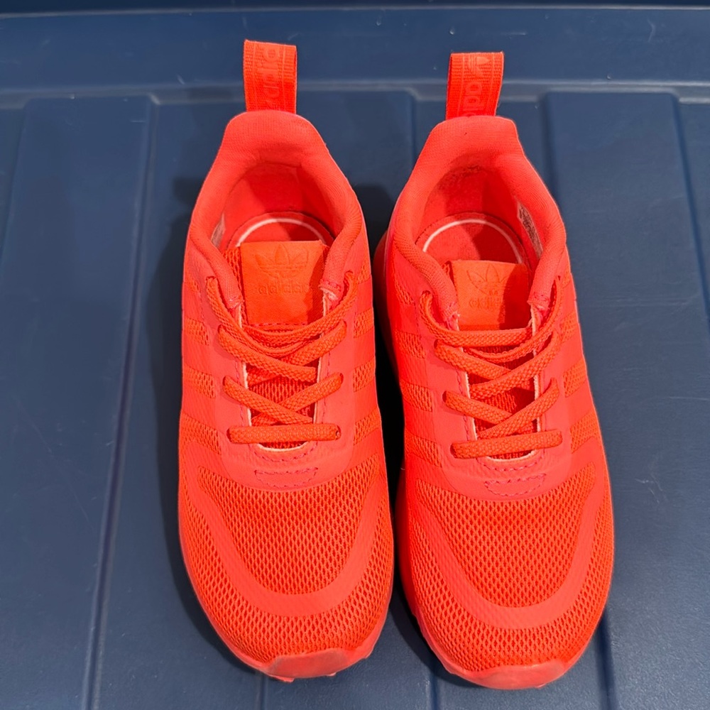 adidas Kids Sneakers in Bright Coral Orange